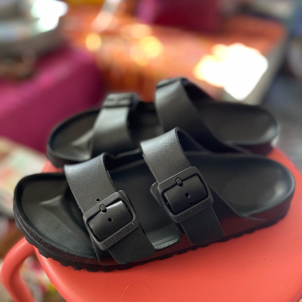 BIRKENSTOCK Unisex Arizona Essentials EVA Black Sandals US Size 7 EU 38